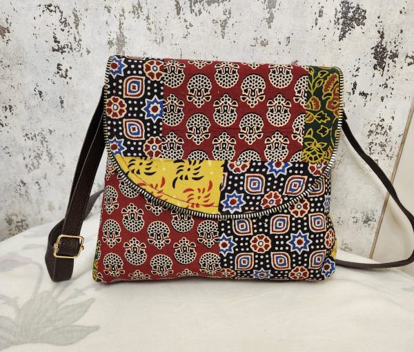 Patchwork Paparazi (Small Handbag) - Image 2