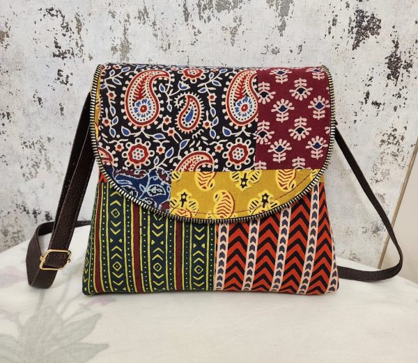 Patchwork Paparazi (Small Handbag) - Image 3