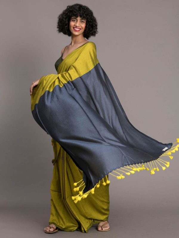SAREE :Handloom Khadi Cotton Plain  Saree with Contrast Pallu blouse - Image 17