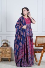 Rab Ne Banadi Jodi :- Couple Dress Lehenga Choli & Gent’s Kurta Pajama - Image 11